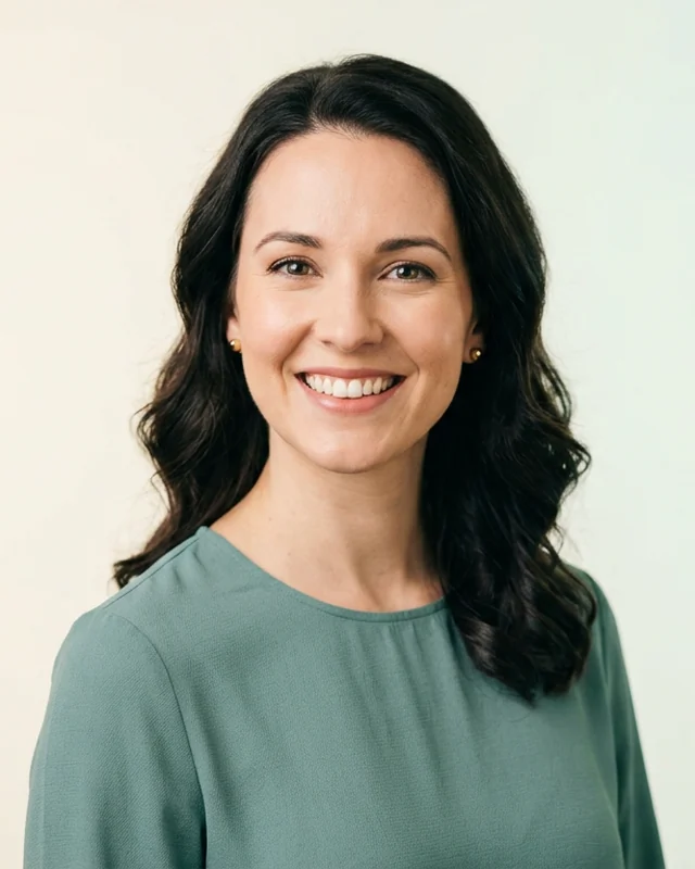 Portret Ewy Zielińskiej, 640 x 800 px, specjalistka edukacji ubezpieczeniowej